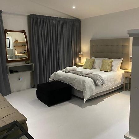 Apartamento Miles House George Exterior foto