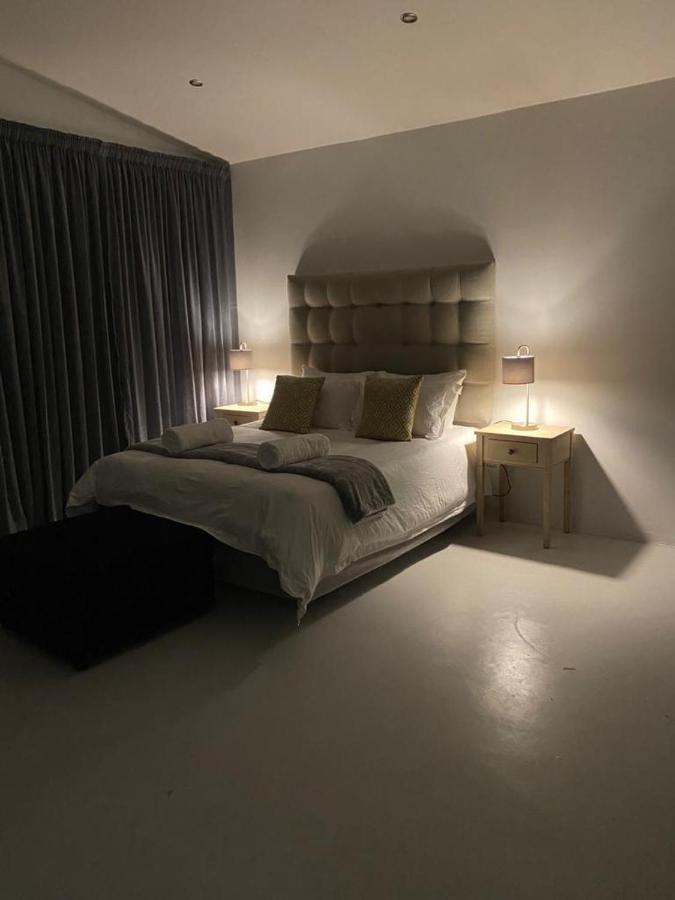 Apartamento Miles House George Exterior foto