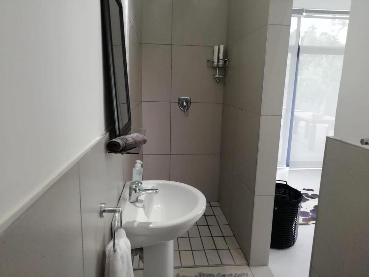 Apartamento Miles House George Exterior foto
